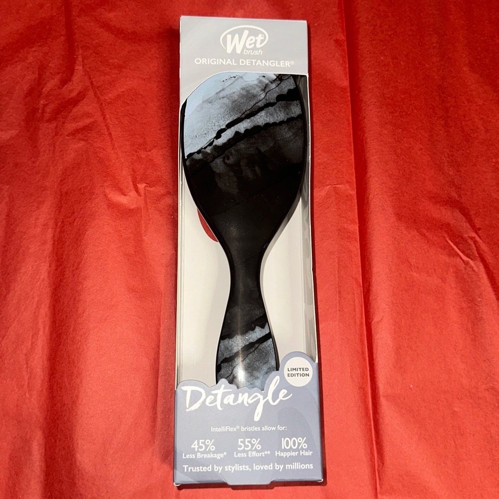 NWT,NIB, WET BRUSH, Original Detangler Gravel, BRAND NEW Limited Edition!